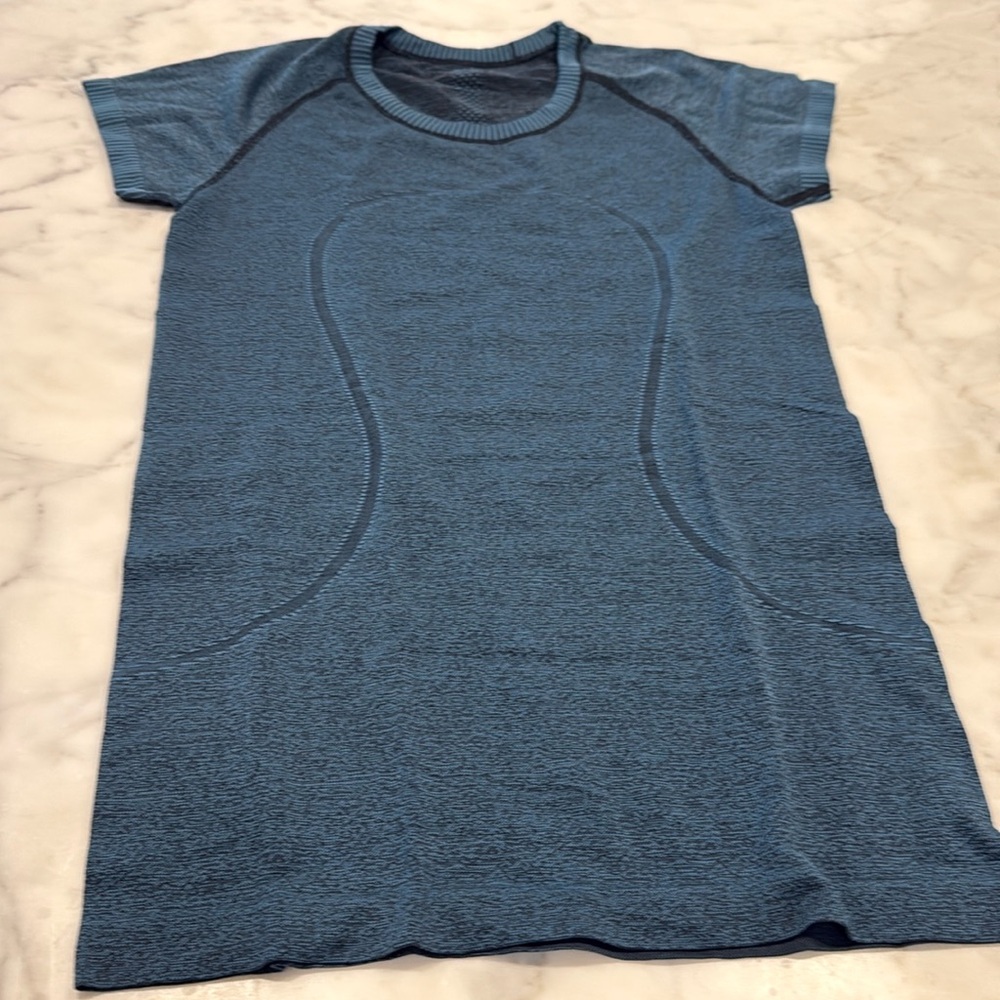Lululemon Swiftly Tech Short Sleeve Shirt Sz 6